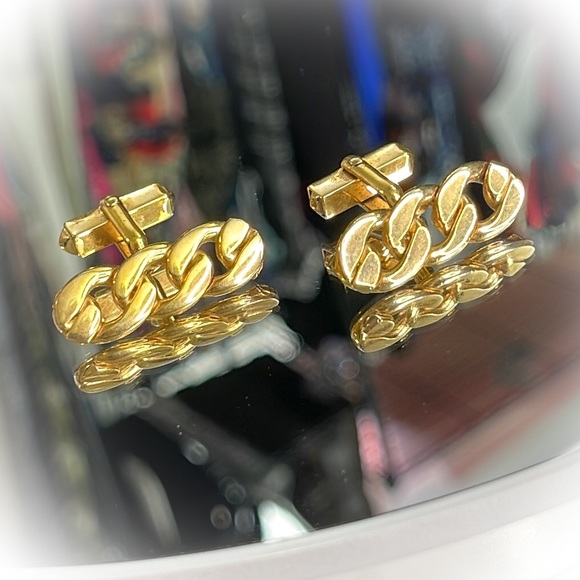💕Beautiful Goldtone Vintage Chain Cufflinks💕 - Picture 1 of 4